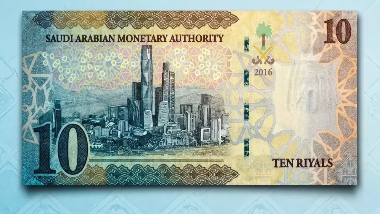 خبير يوضح أسباب تقلبات أسعار الذهب والريال السعودي في الأسواق المحلية